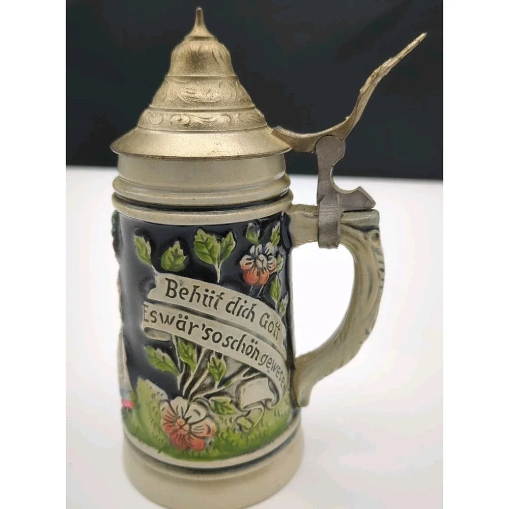 Original Thewalt Beer Stein Small 6 in DBGM 1309 Lovers Parting 